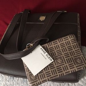 Anne  Klein chocolate purse with pouch